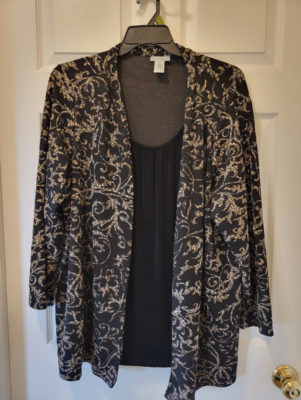 Womens Sz. 2X Black & Gold Top